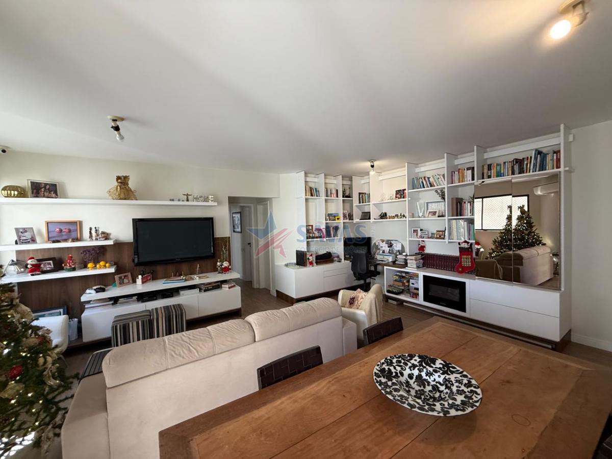 AMPLO 3 DORMITÓRIOS JUNTO A BEIRAMAR - ÁREA DE LAZER